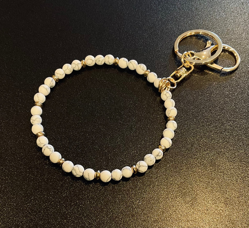 Pearl & Gold Beaded Wristlet Keychain With Clasp