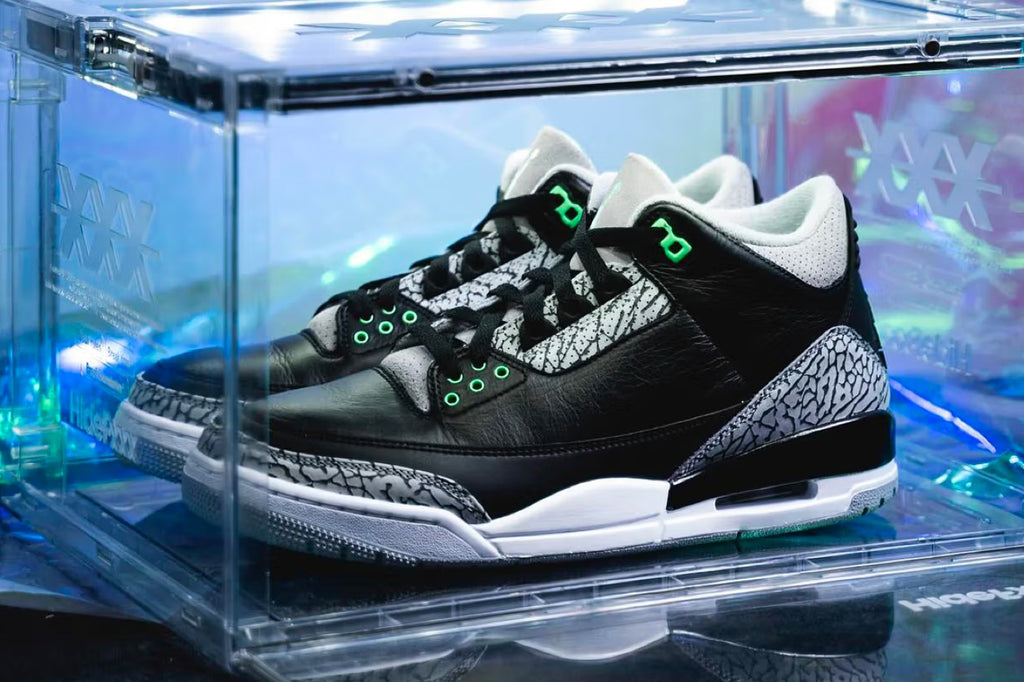 Air Jordan 3 "Green Glow"