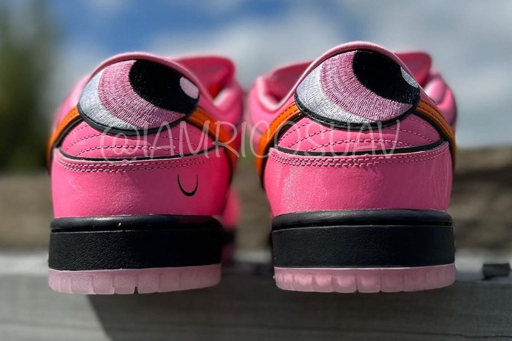 The Powerpuff Girls x Nike SB Dunk Low "Blossom"