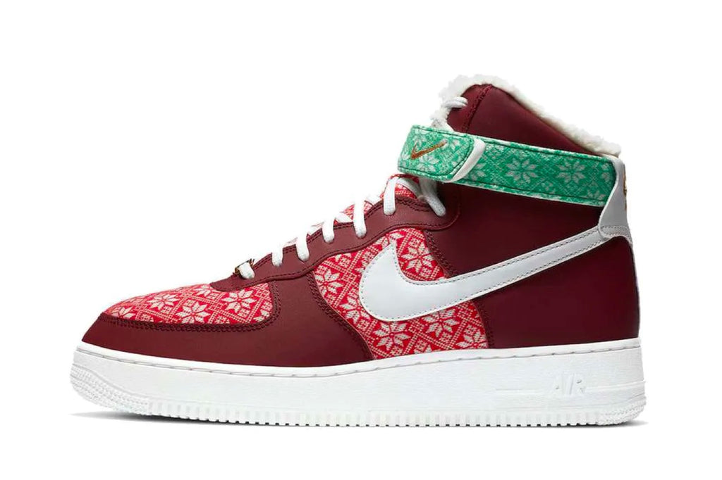 The 10 Merriest Christmas-Inspired Sneakers of All-Time