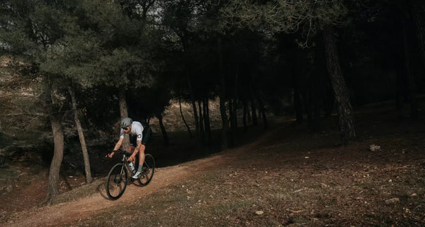 Rondo Gravel Bike unterwegs im Wald