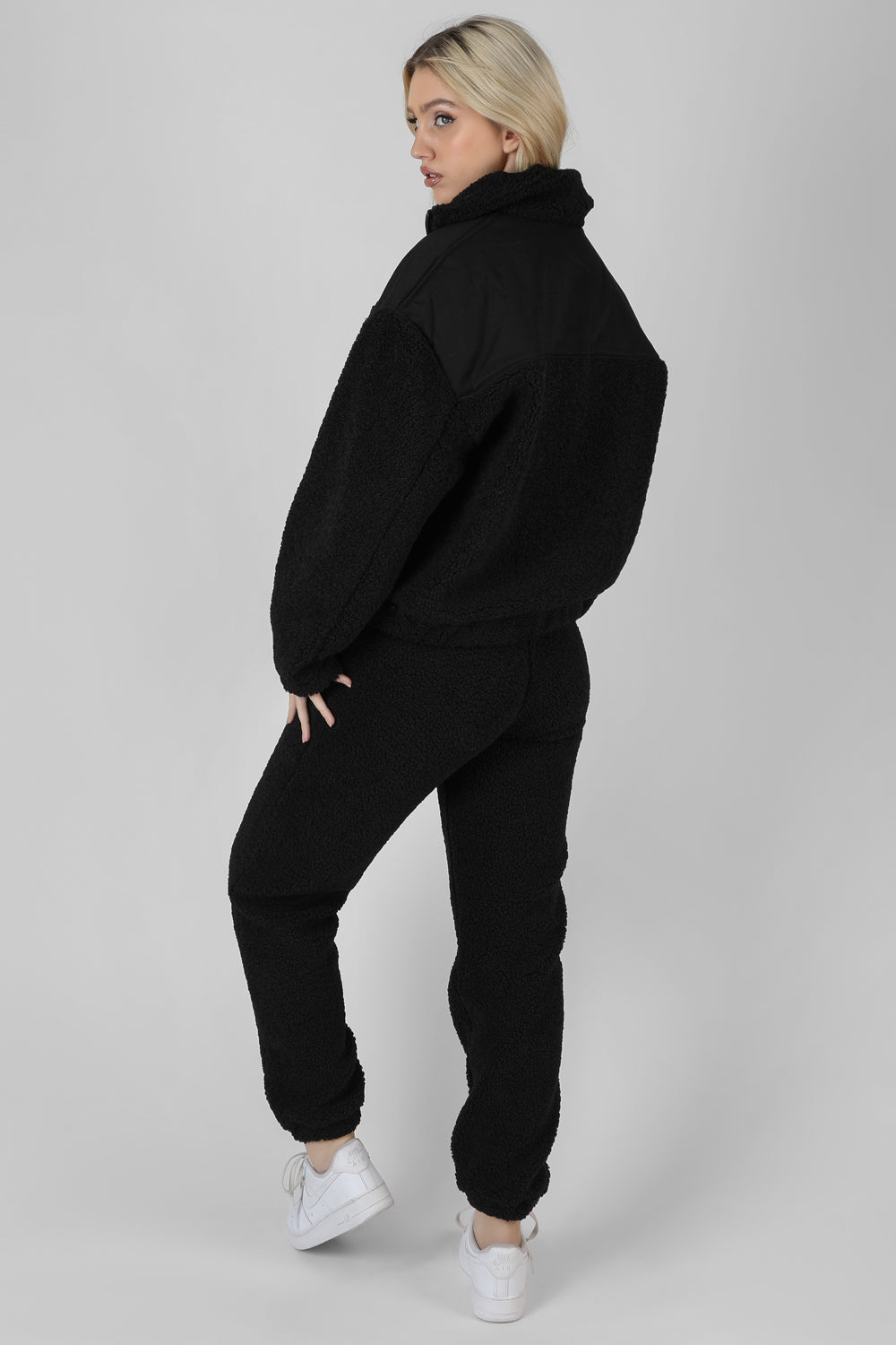 Half Zip Contrast Borg Pullover Black