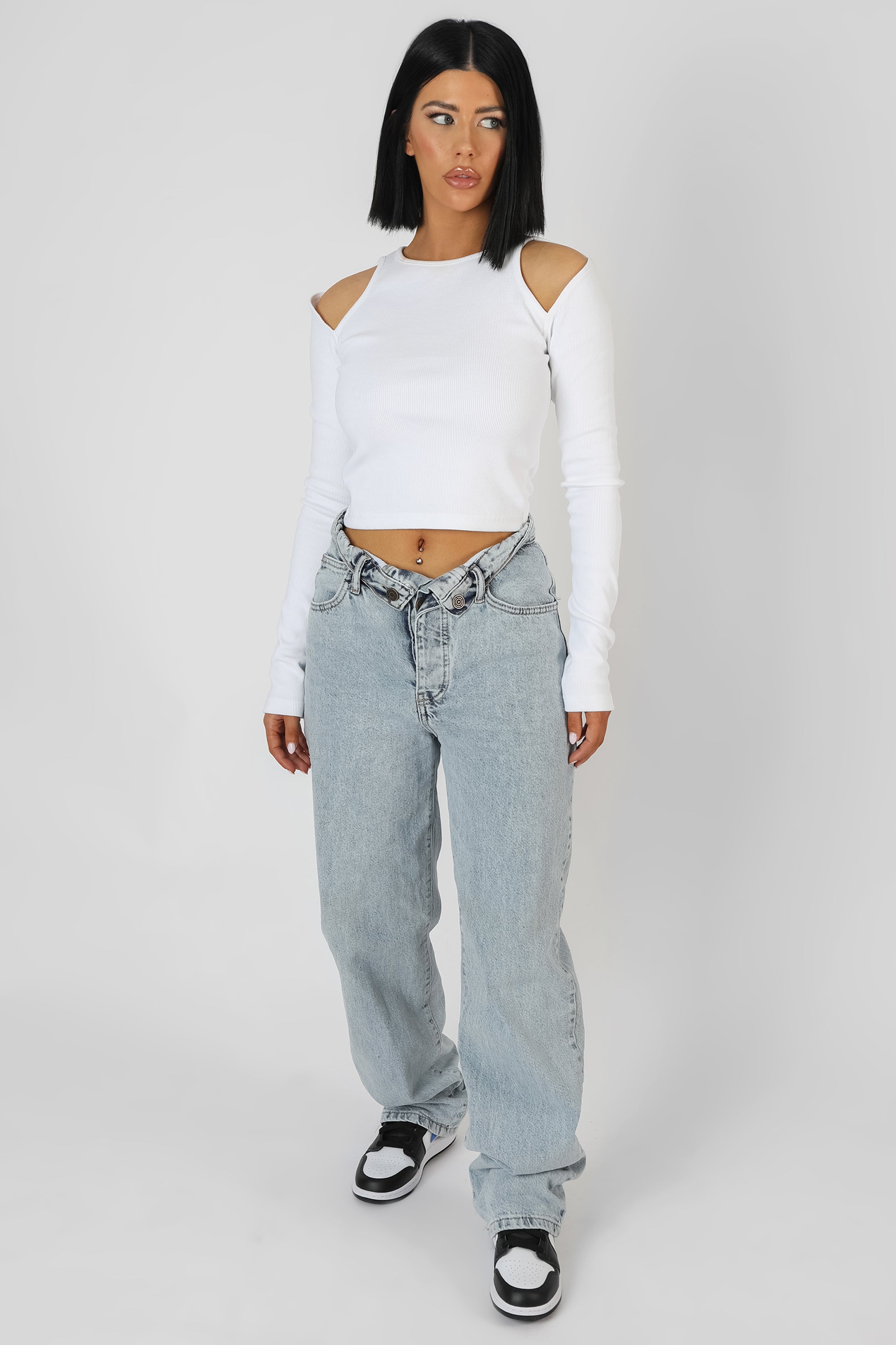 Cut Out Shoulder Top Ecru