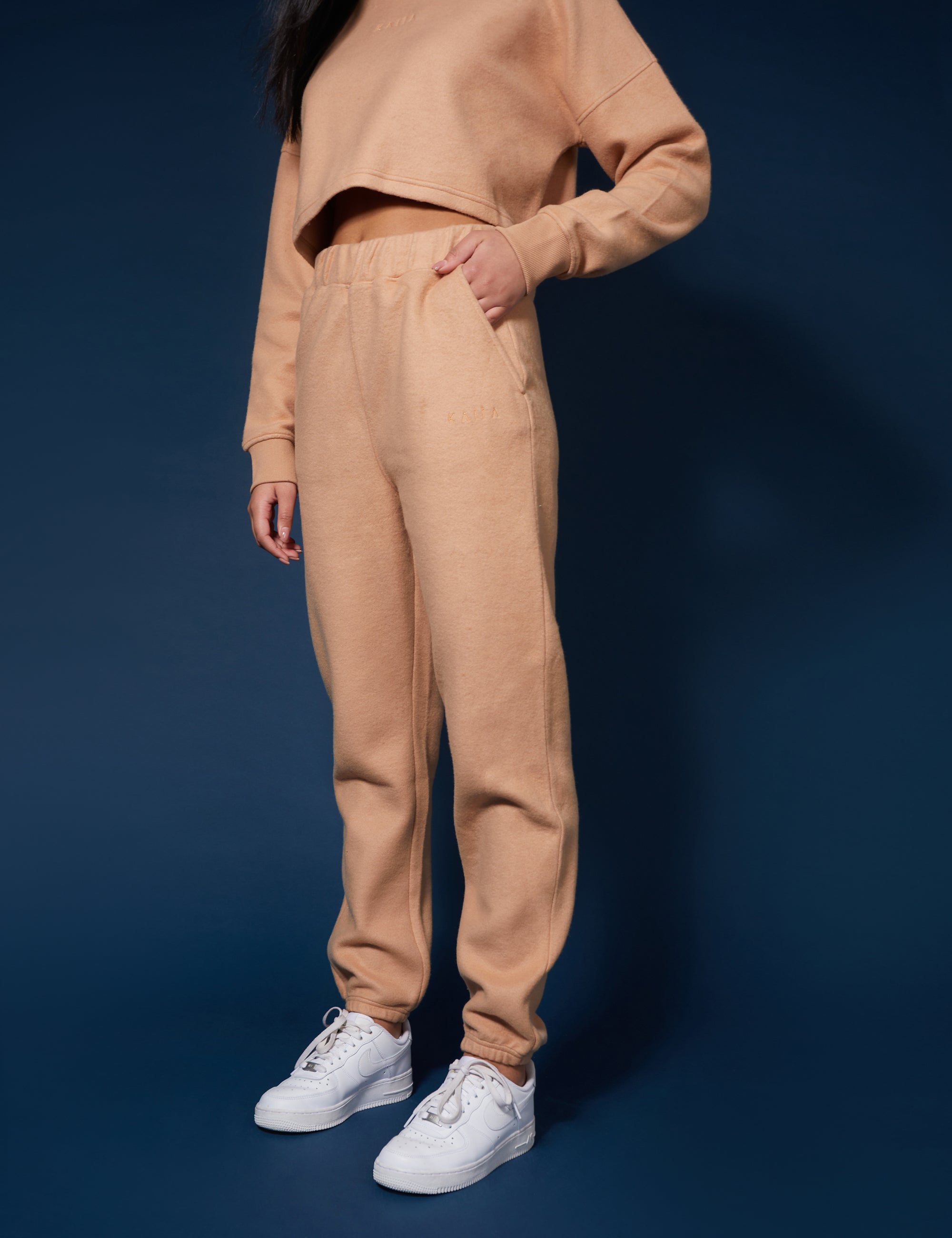 Kaiia Fluffy 90S Joggers Camel