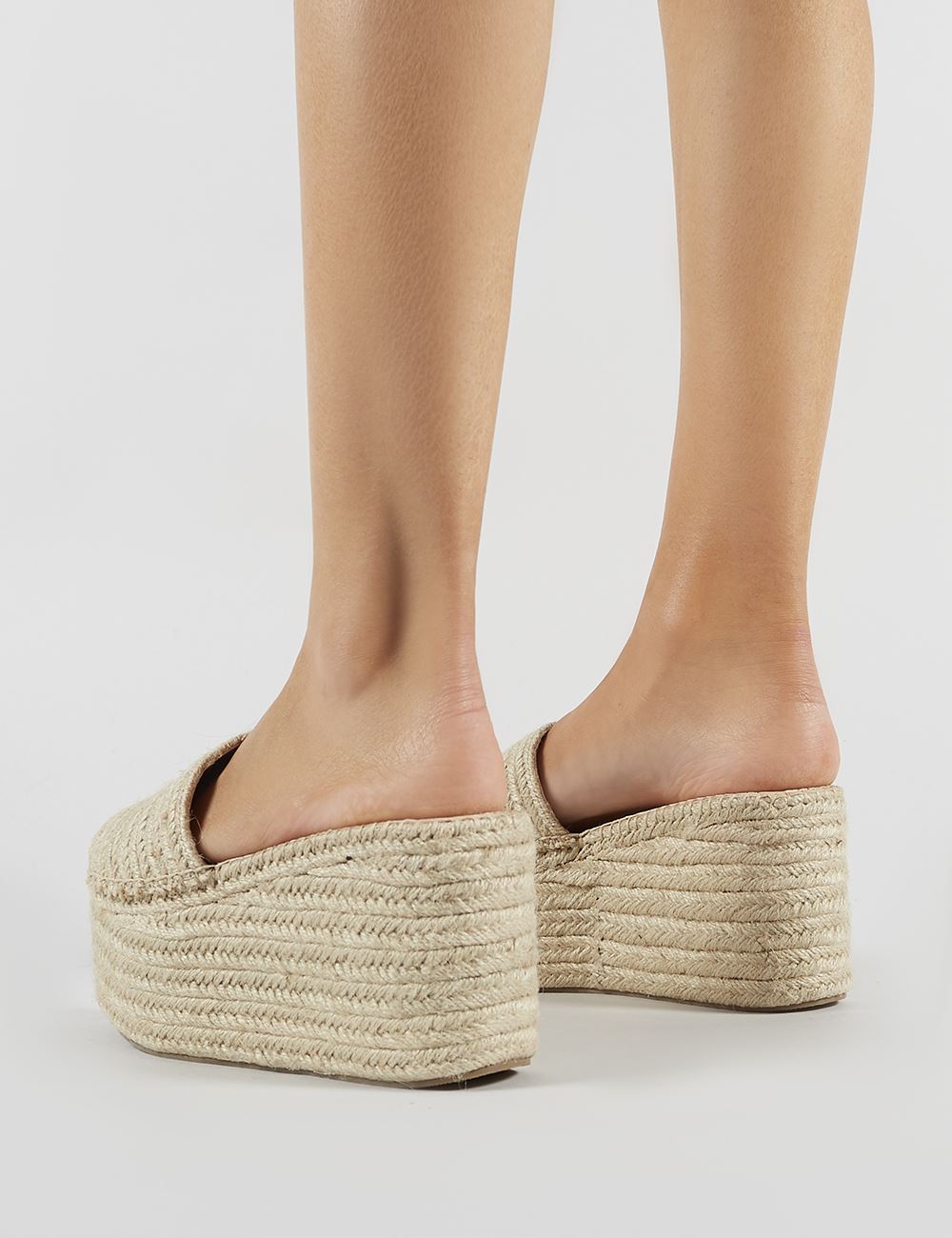 Bodhi Flatform Sandals in Natural Woven