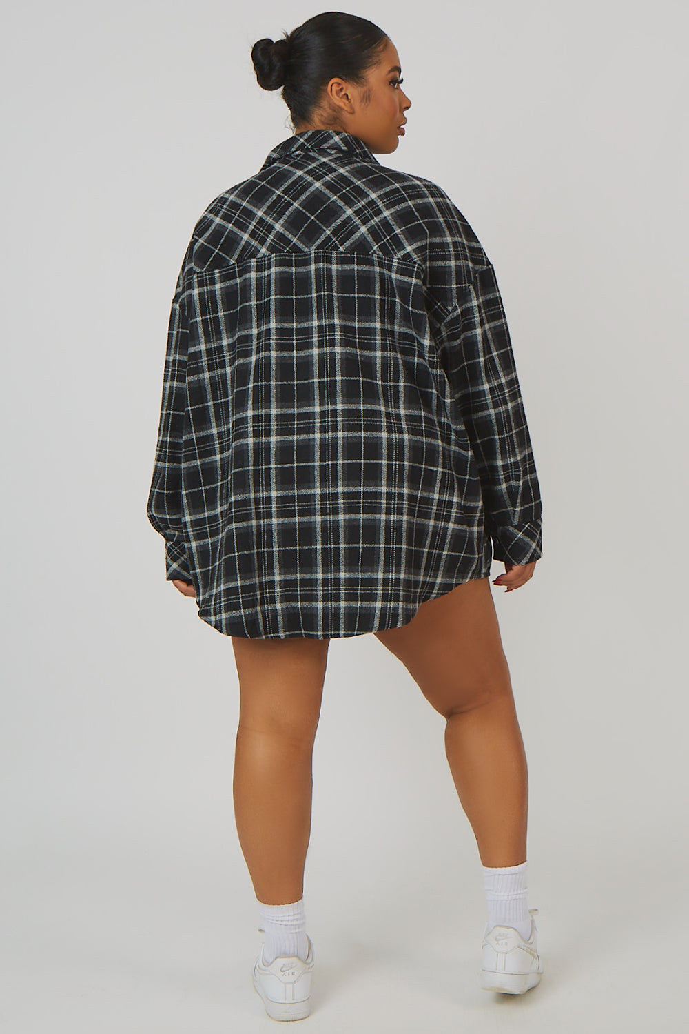 Curve Check Shirt In Black With Button Fastening