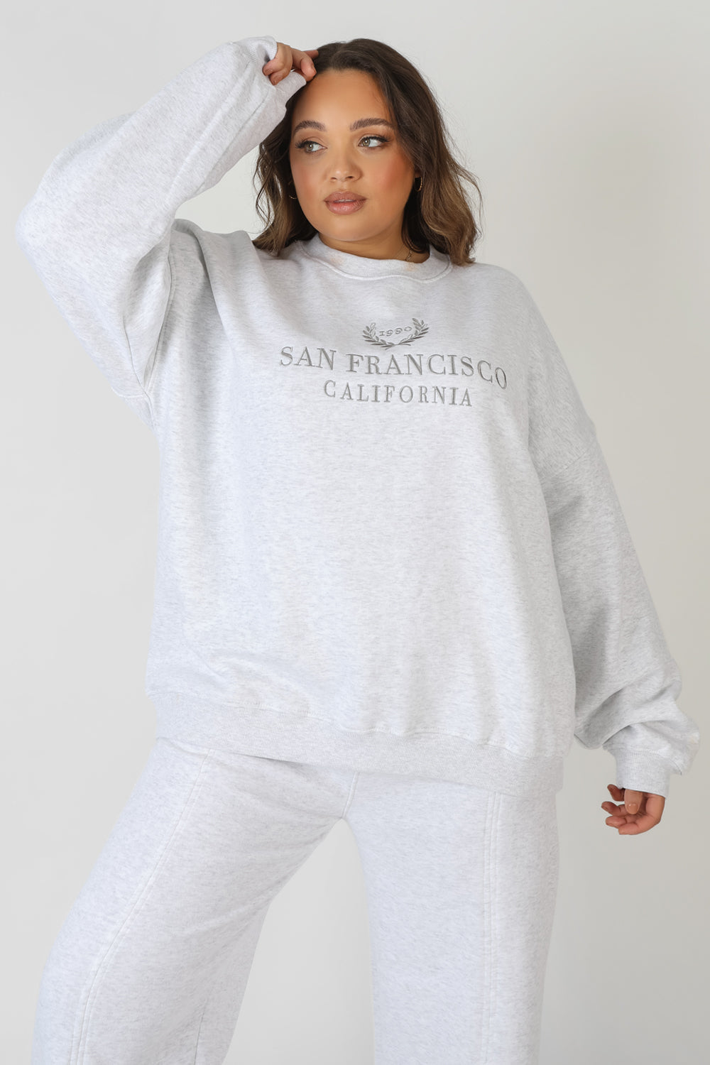 Curve Oversized Embroidered Sweatshirt Oatmeal Marl