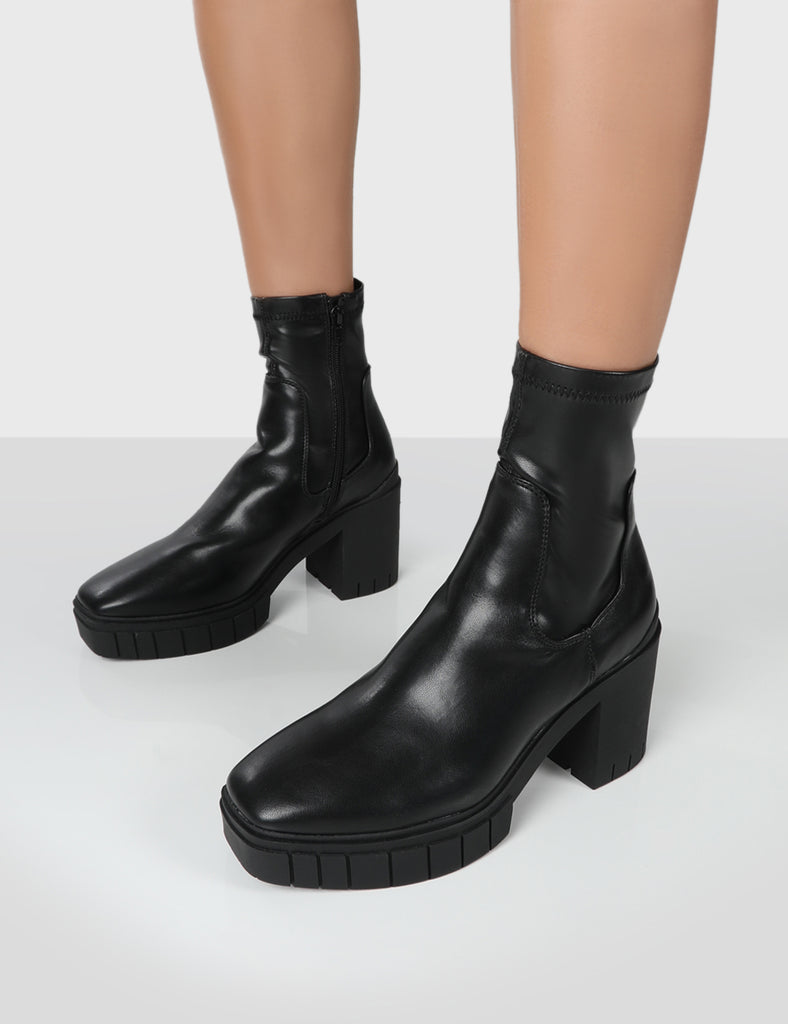 OBSTACLE BLACK CHUNKY HEELED ANKLE BOOTS | Public Desire