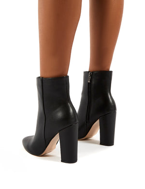 Presley Ankle Boots in Black PU 