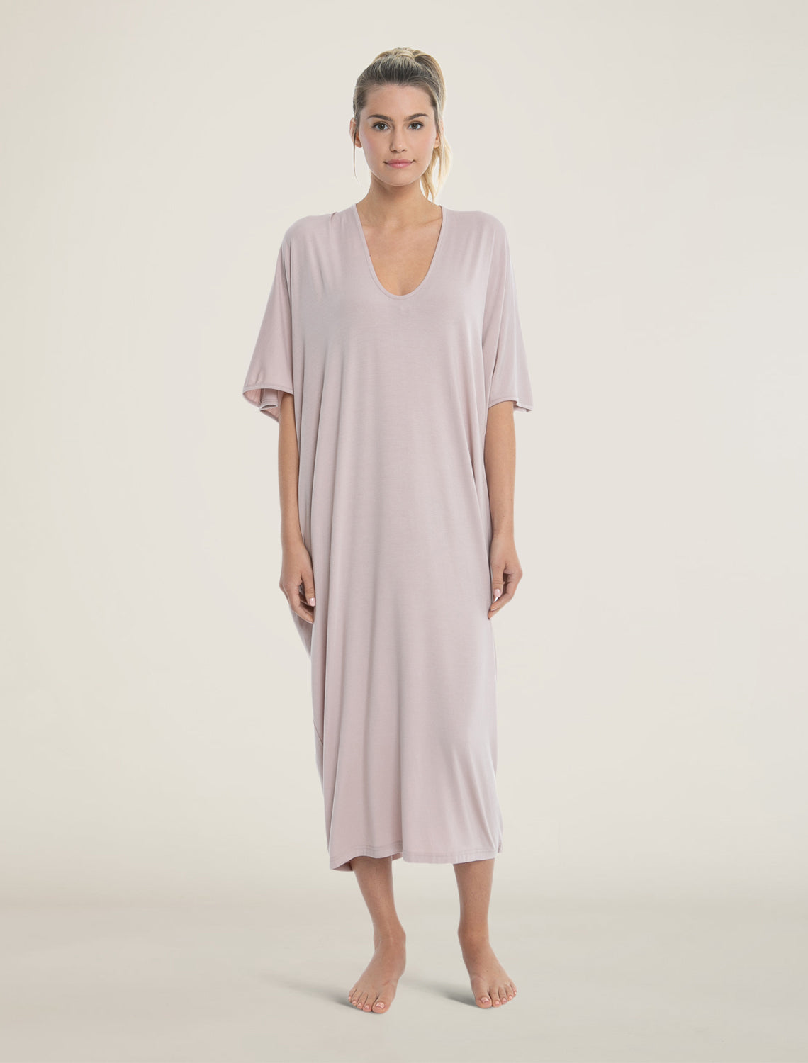 {Barefoot Dreams} Luxe Milk Jersey Pajamas :: Women's :: Pink w/ Pewter  Piping