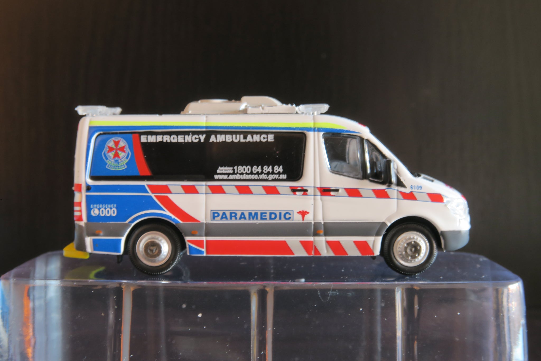diecast model ambulances