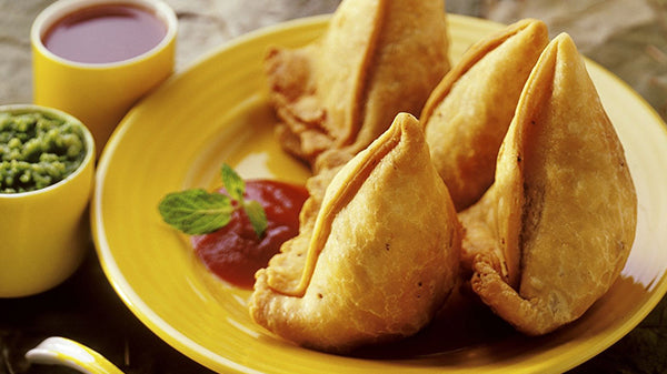 Sweet samosas feature delightful fillings like dates, nuts, or sweetened coconut
