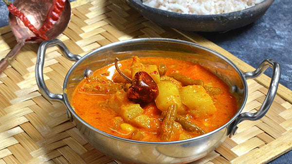 CLASSIC INDIAN VEGETABLE CURRY