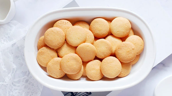 Crispy biscuits with a nice rounded shape