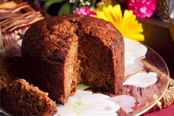 The biggest slice usually goes to the one who cuts the Christmas cake!