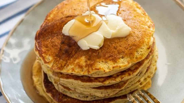 Gluten-free pancakes are a popular alternative to traditional pancakes that contain wheat flour, which is a source of gluten.