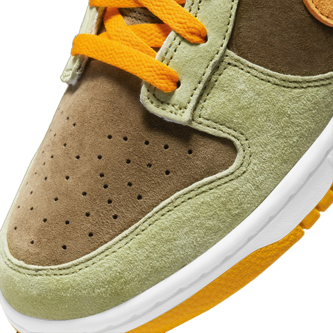 Nike Dunk Low Dusty Olive Toebox