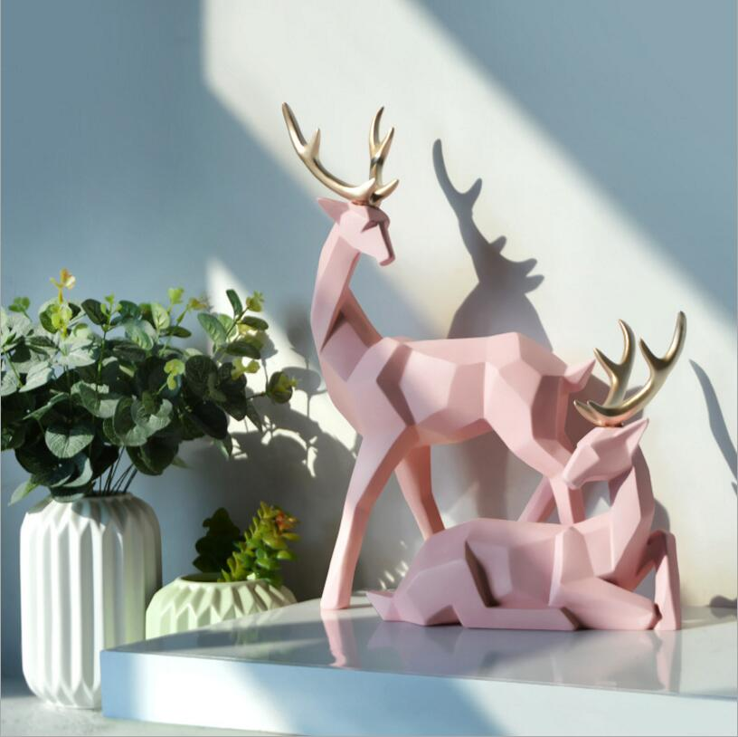 Solid Geometric Nordic Deer Statues Stylish Abstract Ornamental Resin Craft Modern Abstract Decorations For Home Living Room Office Decor