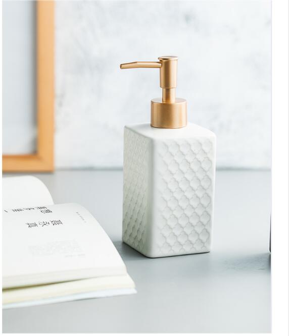 Trending Colors Ceramic Soap Dispenser For Liquid Soap Shampoo Hand Lotion Set Creative Design Modern Minimalist Bathroom Washroom Accessories