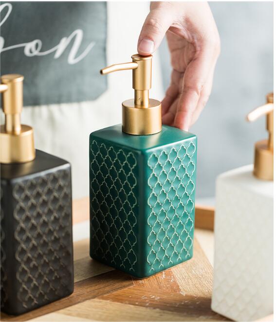 Trending Colors Ceramic Soap Dispenser For Liquid Soap Shampoo Hand Lotion et Creative Design Modern Minimalist Bathroom Washroom Accessories