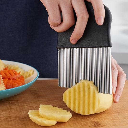 Handy Stainless Steel Crinkle Cut Potato Slicer French Fry Wavy Chips Cutter Potato Slicer Knife Vegetable Shredding Tool Kitchen Gadget