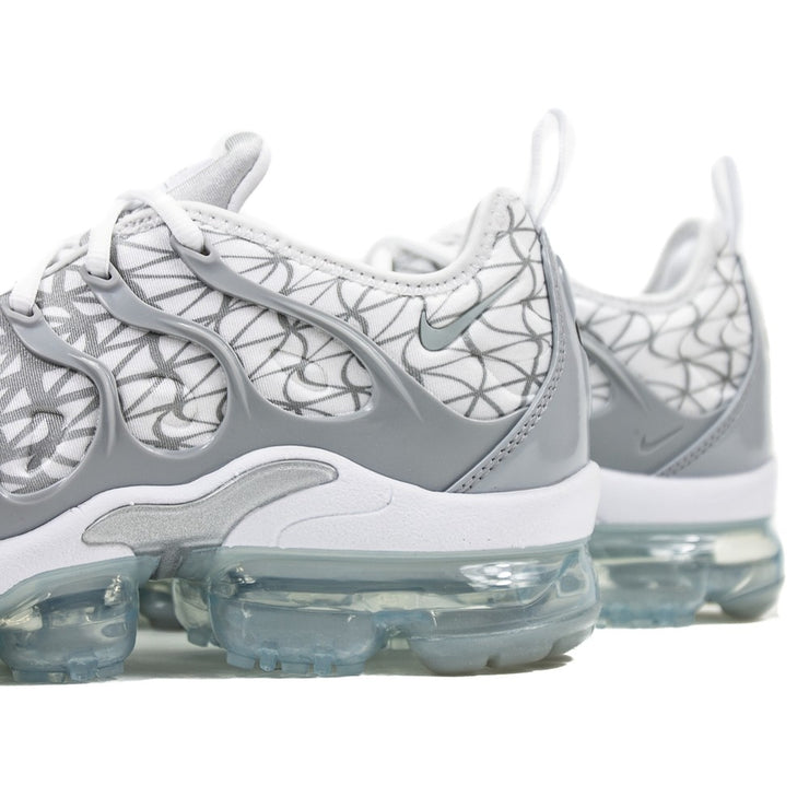 Original nike air Vapormax plus WhitesilverPatike on Lalafo