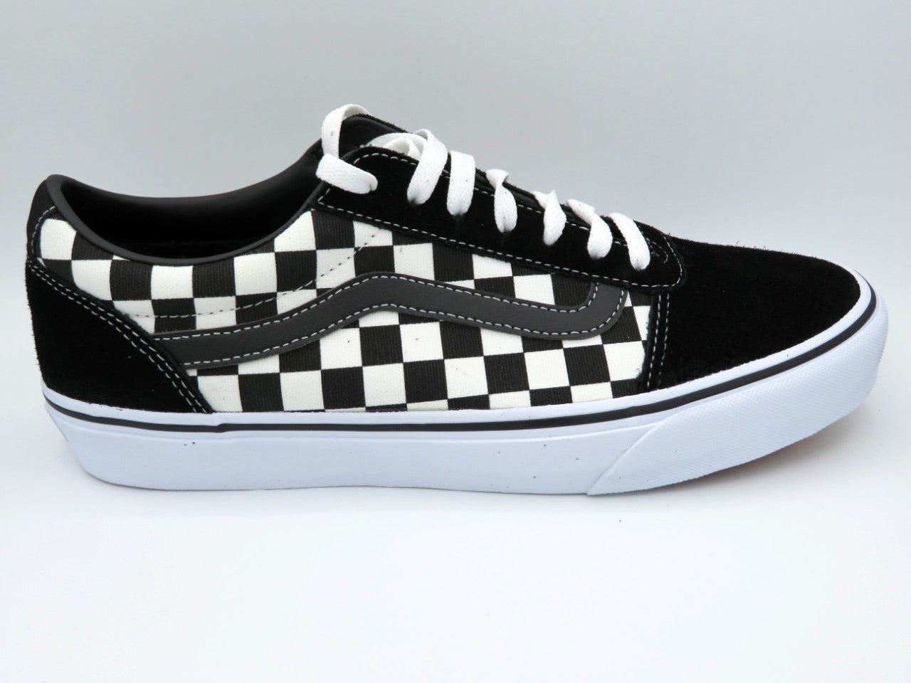 vans checkerboard ward