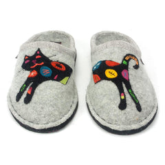 Haflinger wool slippers with rainbow spotted cat applique