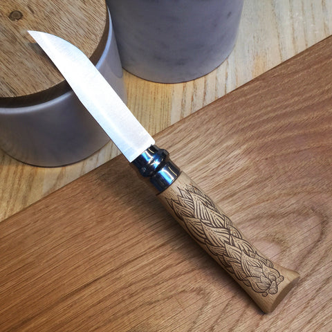 Zakmes Opinel graveren