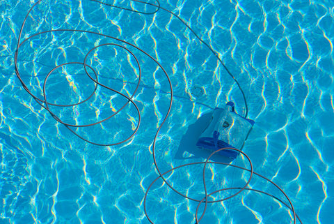 Vacuum Robot cleaning Swimming Pool