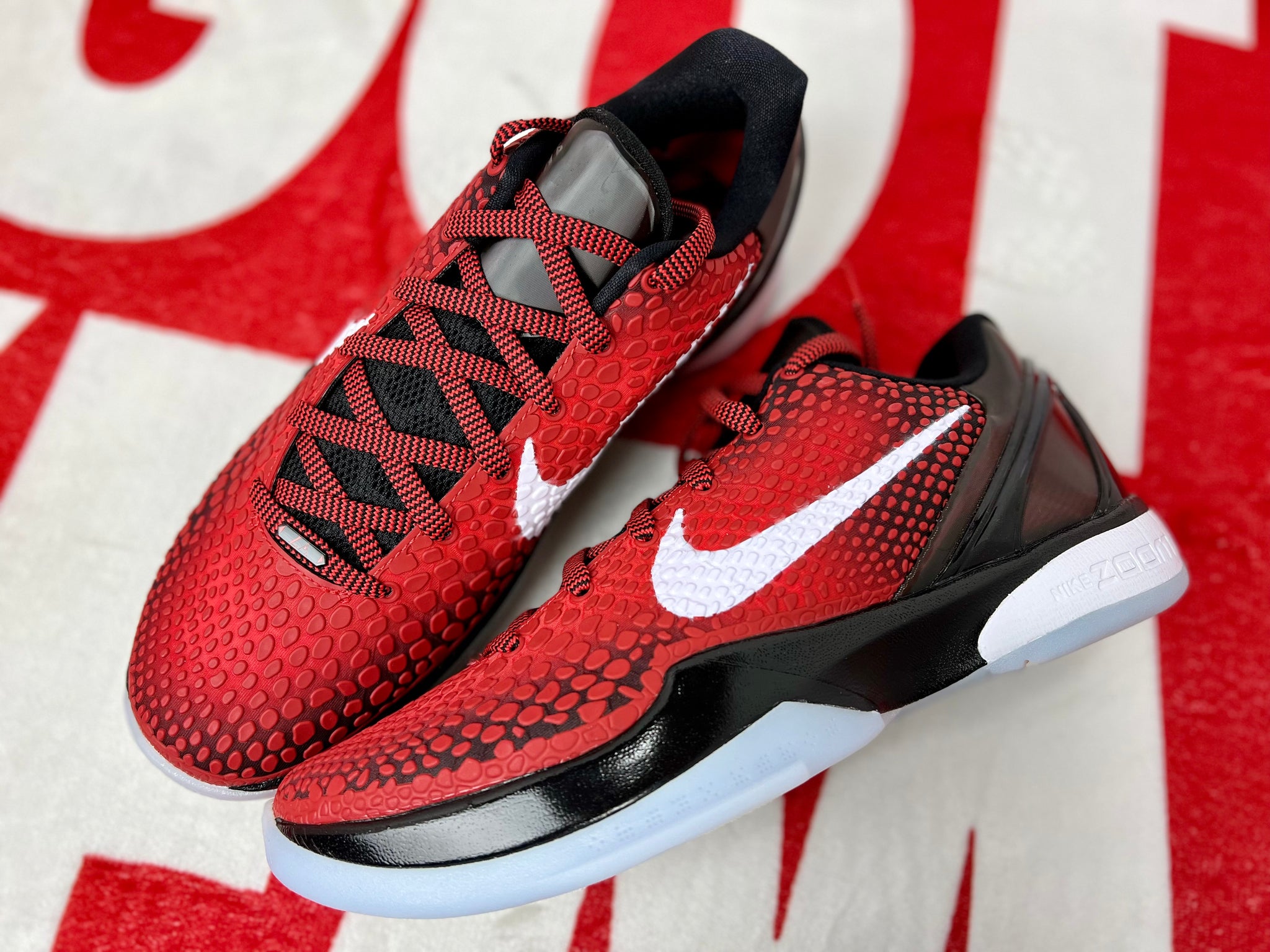 kobe protro challenge red