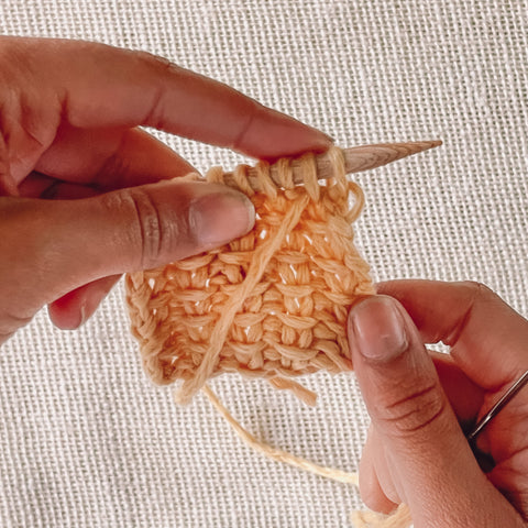 How to Cast Off When Knitting - Bind Off Knitting for Beginners