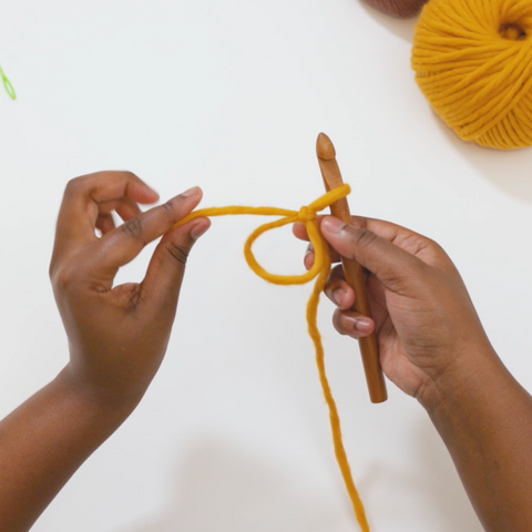 How to crochet a magic ring