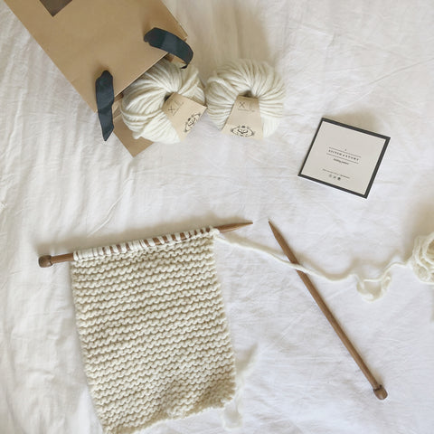 Shop the grazier scarf knitting kit for beginners at Stitch & Story
