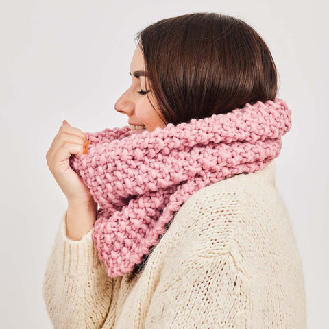 Shop Mateusz Snood knitting kit