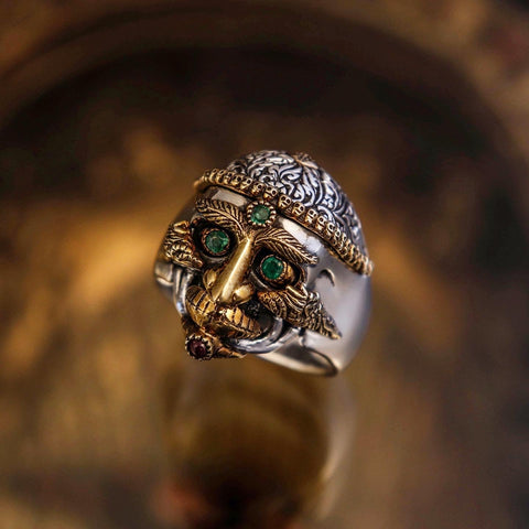 ZOCALO : Tibetan Monk Skull Ring (S) – ZOCALO JAPAN OFFICIAL WEB SITE