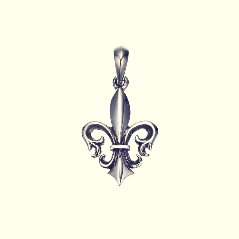 Fleur de lis Pendant