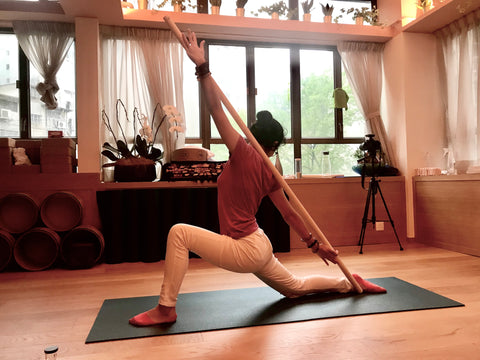 Stick Yoga – Power Sutras