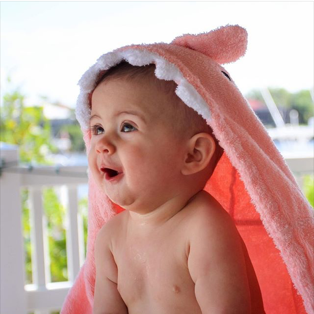 Baby in Pink Shark | Fan Photo by SamanthaLivie via Instagram | Baby Aspen