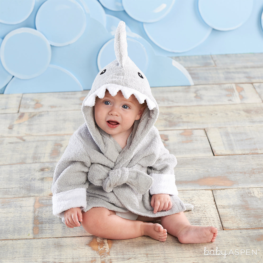 Shark Hooded Bath Robe | 11 Warm Snuggly Bath Robes + Giveaway | Baby Aspen