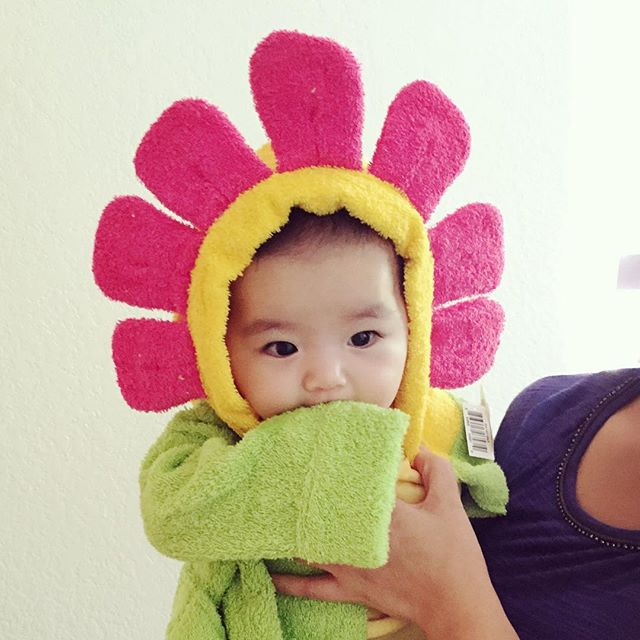 Baby in Flower Robe | Fan Photo by _ry_z via Instagram | Baby Aspen