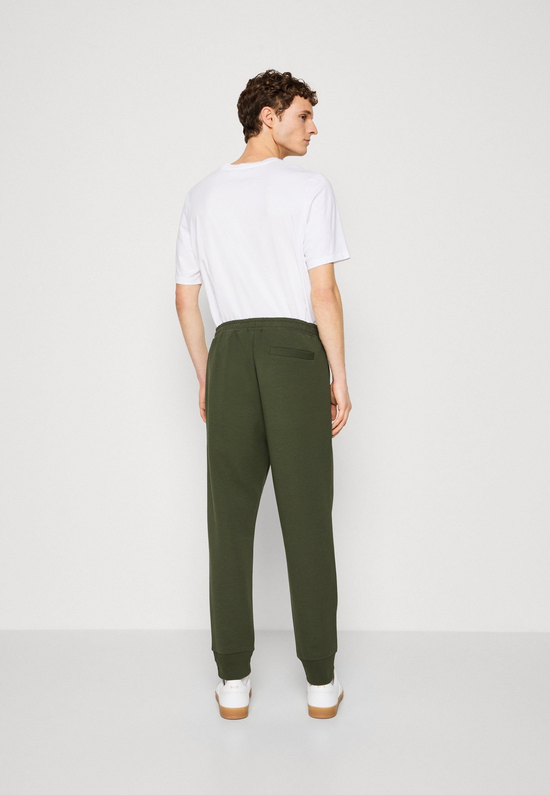 BOSS Sweatpants Hadiko in Open Green