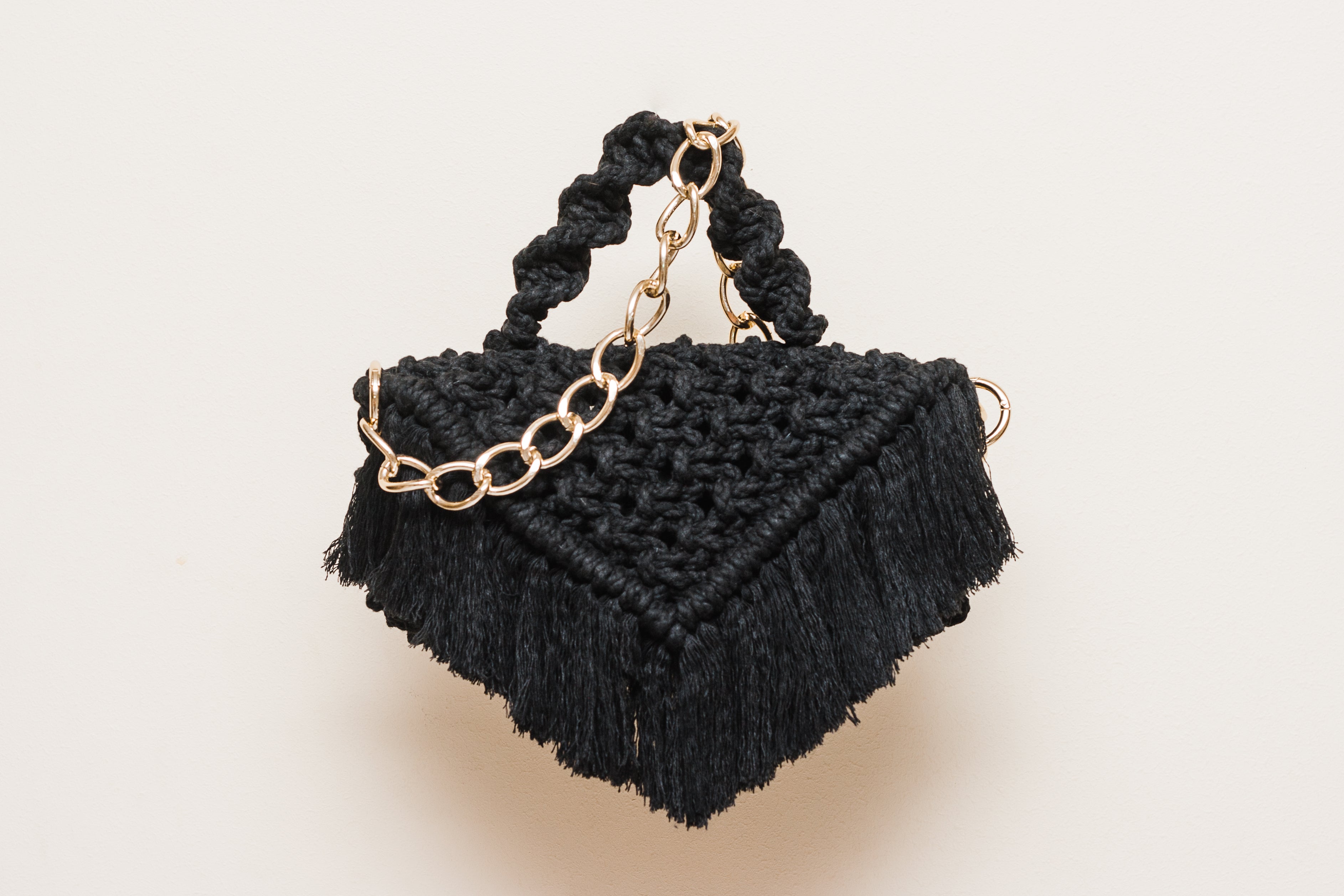 related-product-Negra Macrame Clutch