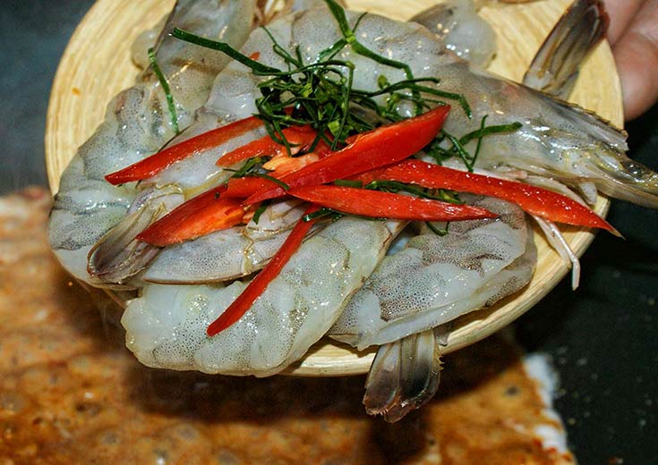 Thai Red Curry with Prawns add prawns to sauce
