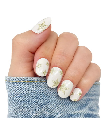 Beauty & Personal Care / Arcylic Nails | Almond acrylic nails, Stylish nails  designs, Green nails
