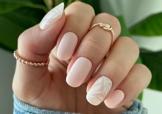 Gel Nails vs Nail Wraps: What are the Differences & Which Manicure