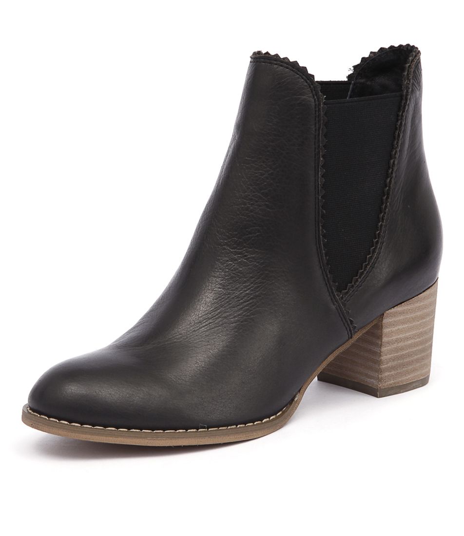 sadore ankle boots