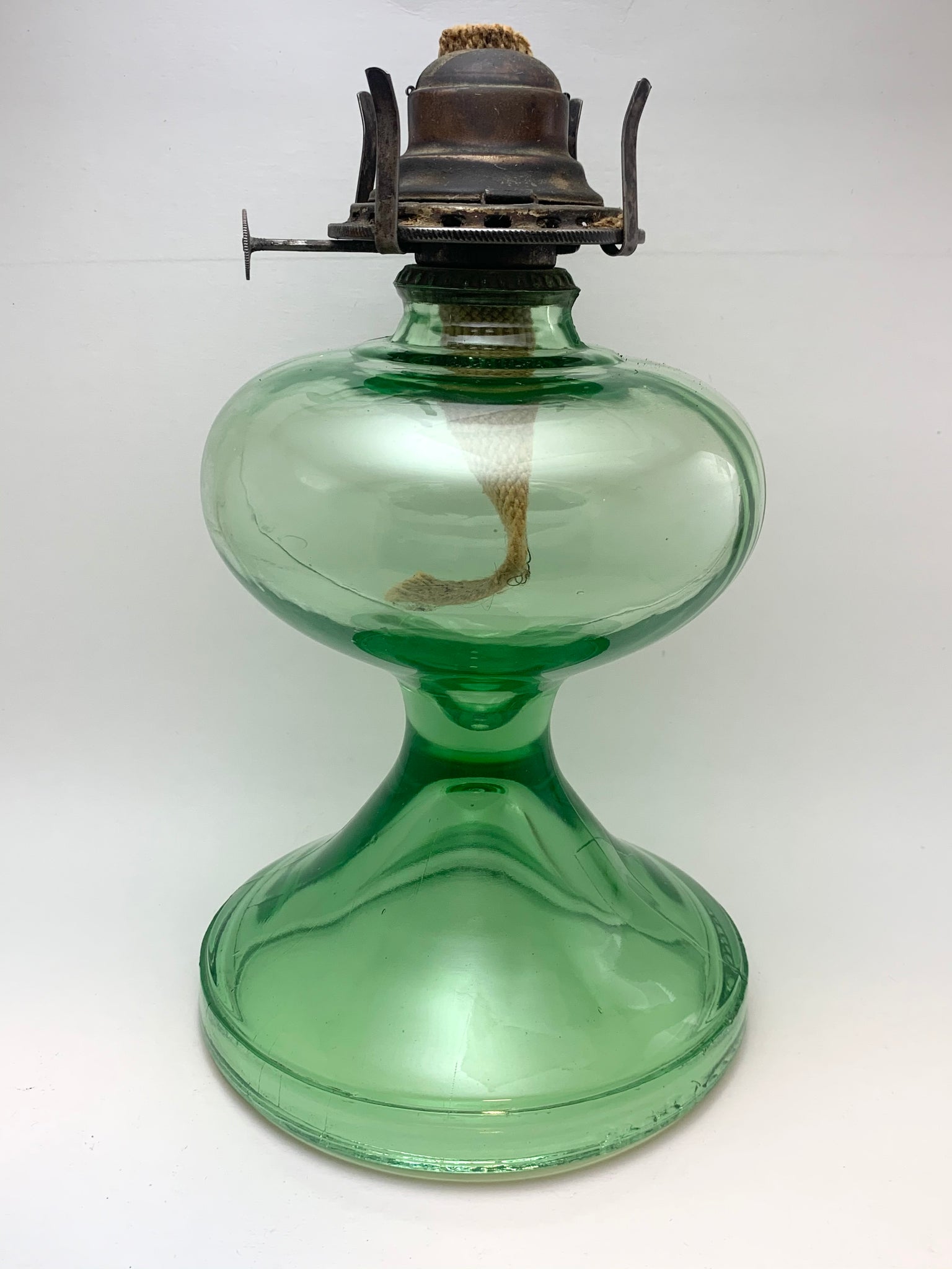 uranium oil lamp