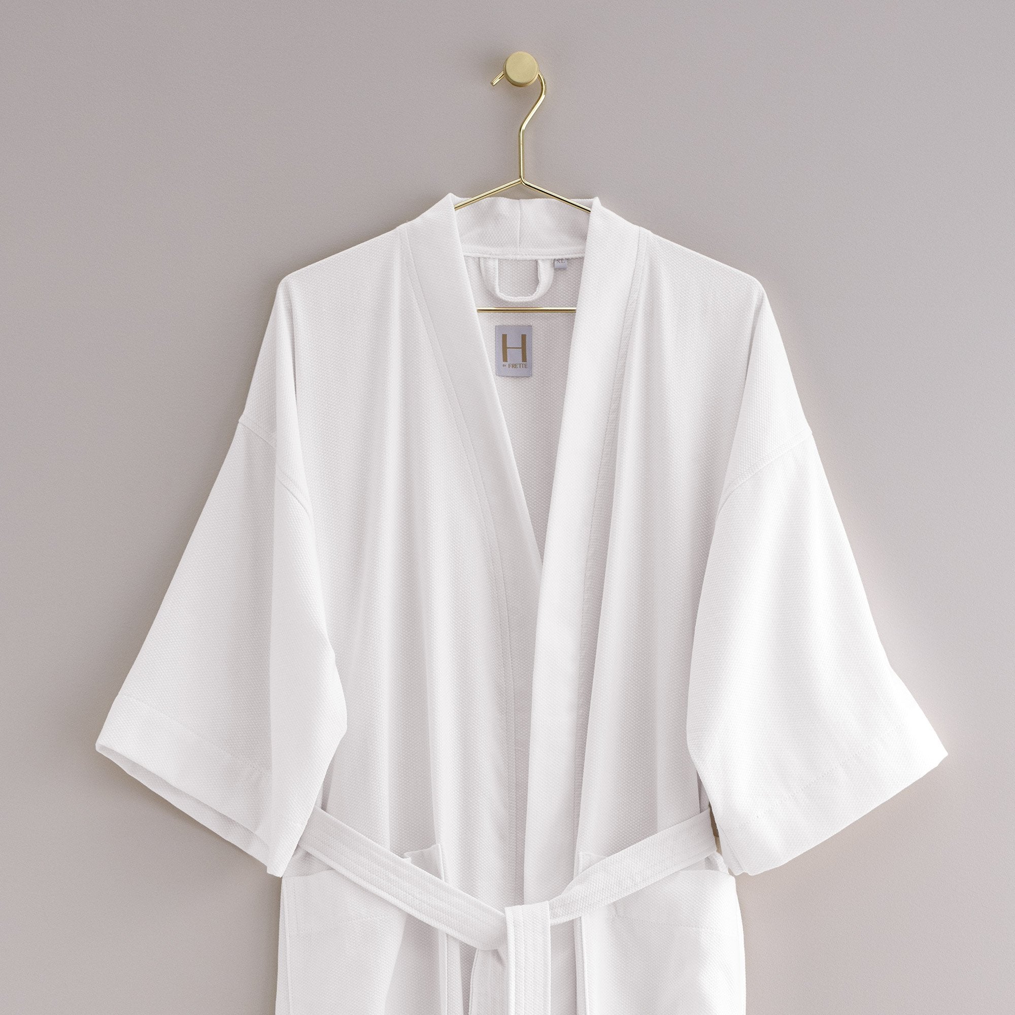 Exclusive Bath Robes & Kimonos