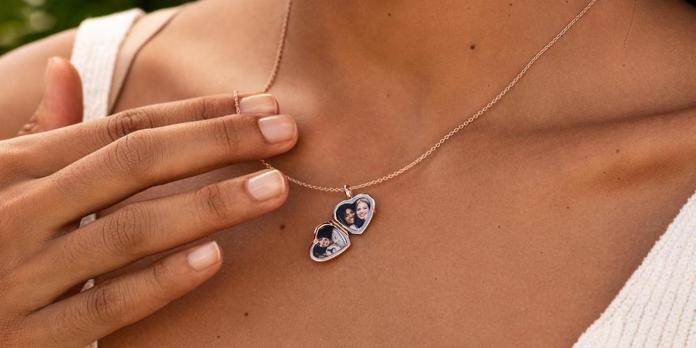 Heart Locket Necklace For Women Engraved With Photos